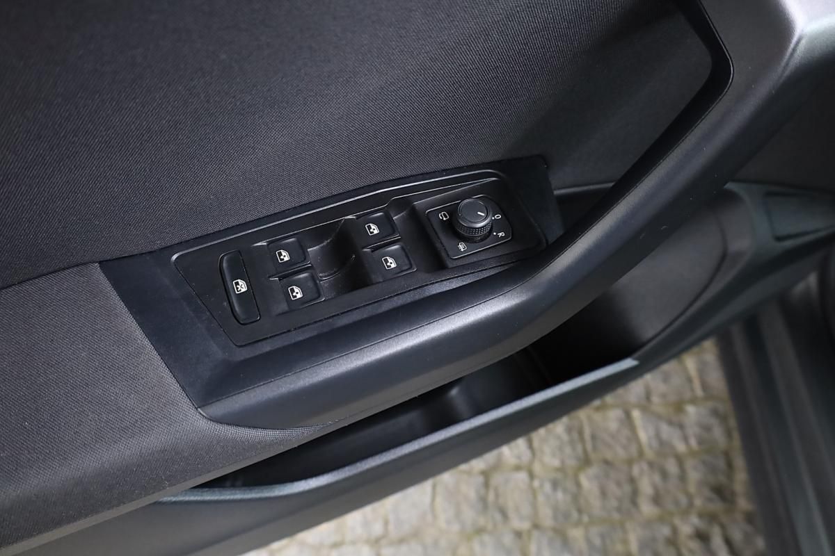 volkswagen-t-roc-2024-gasolina-999cc