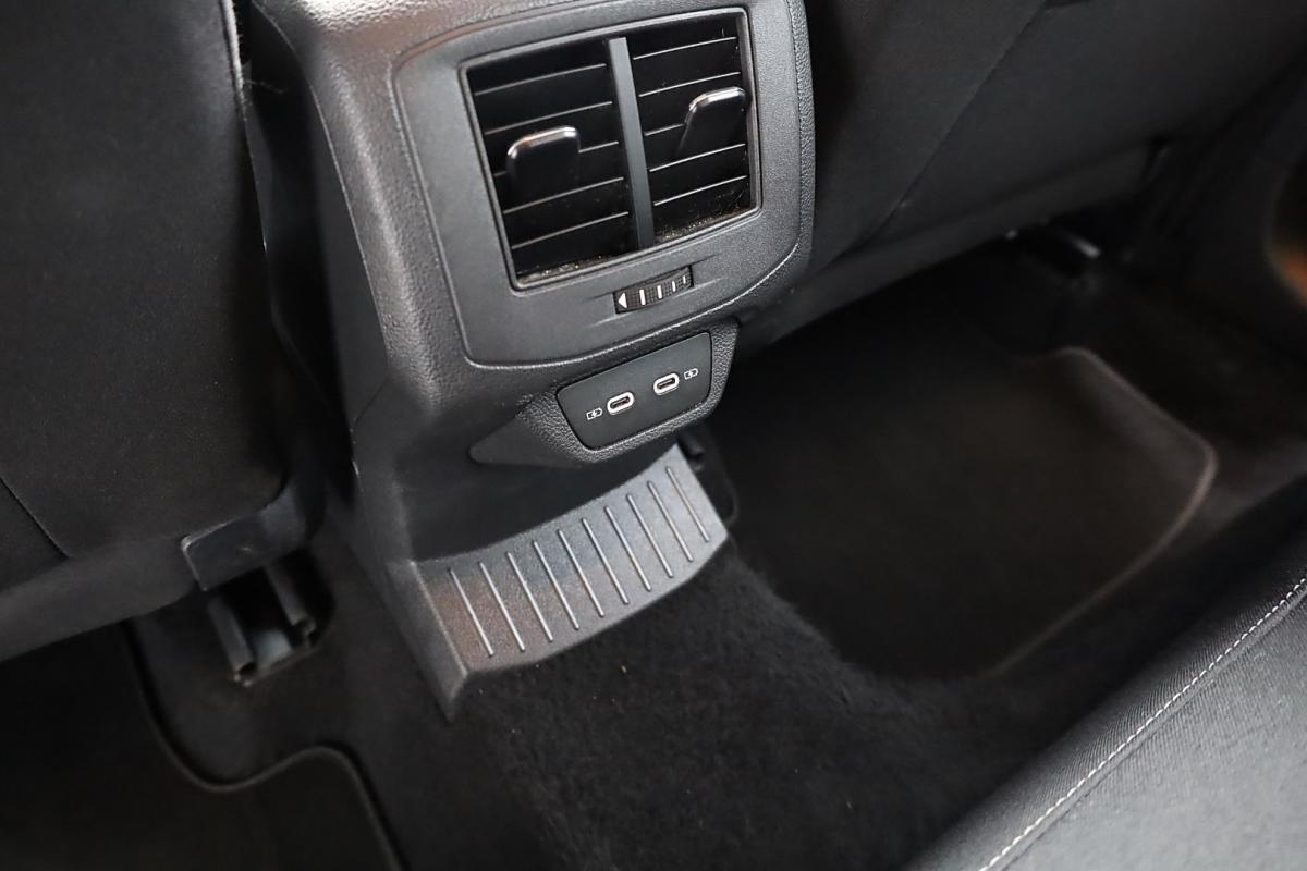volkswagen-t-roc-2024-gasolina-999cc