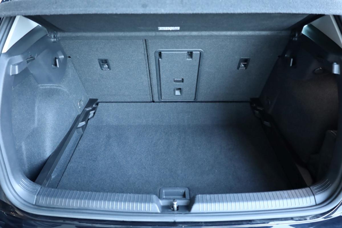 volkswagen-golf-2022-gasolina-999cc