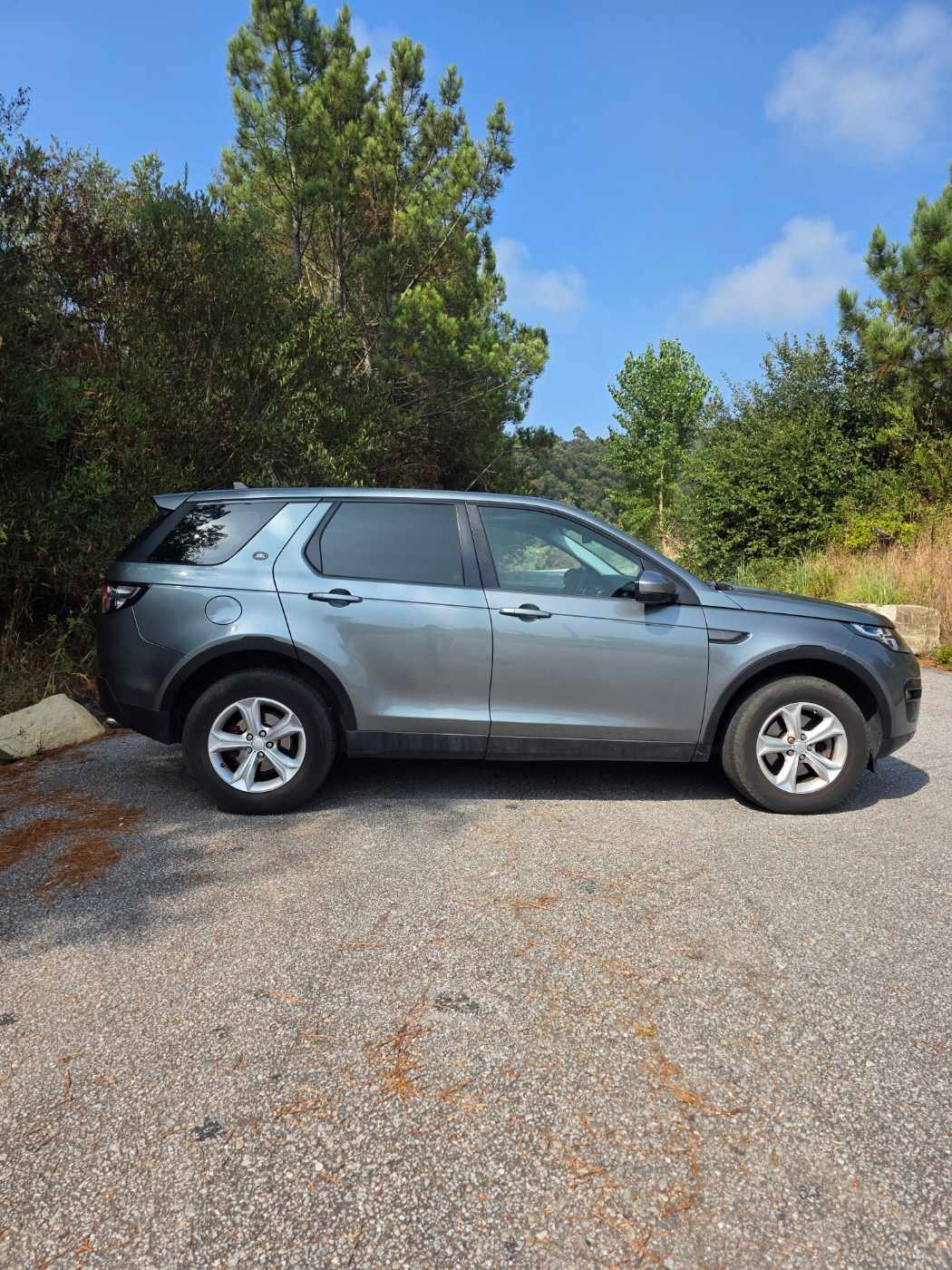 land-rover-discovery-sport-2-0-td4-awd-2016-diesel-1999cc