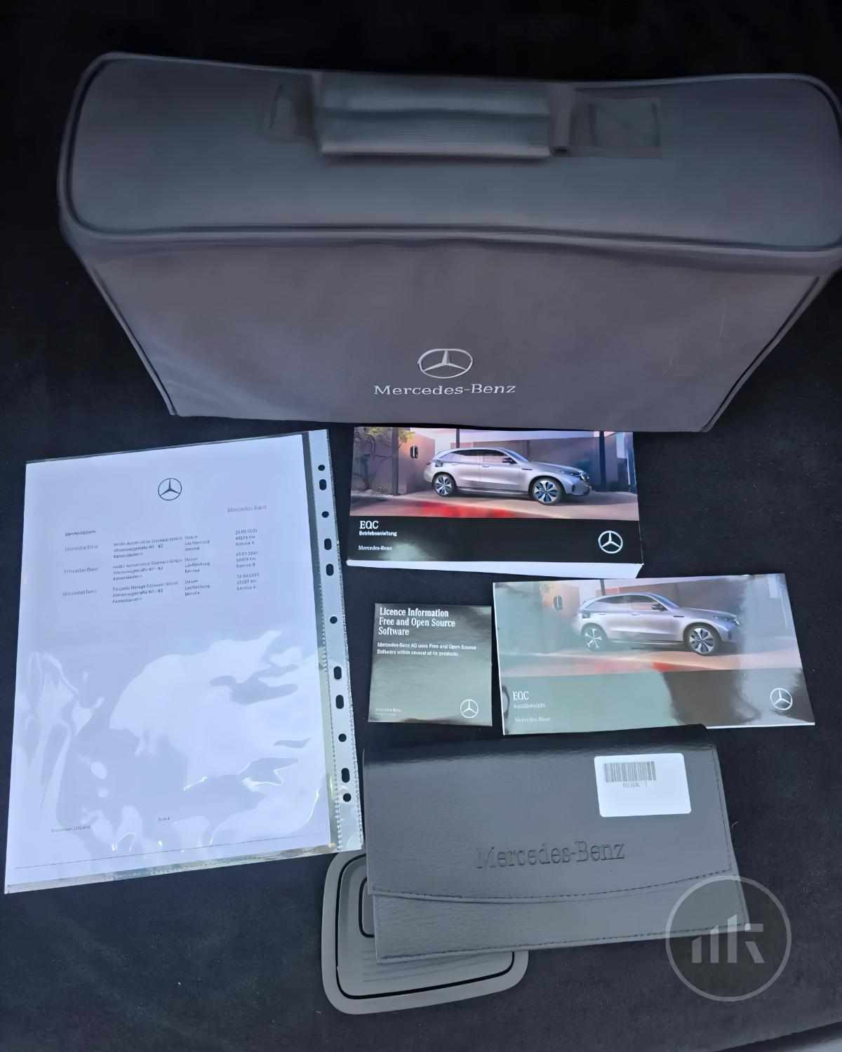 mercedes-benz-eqc-400-4matic-2022-eletrico