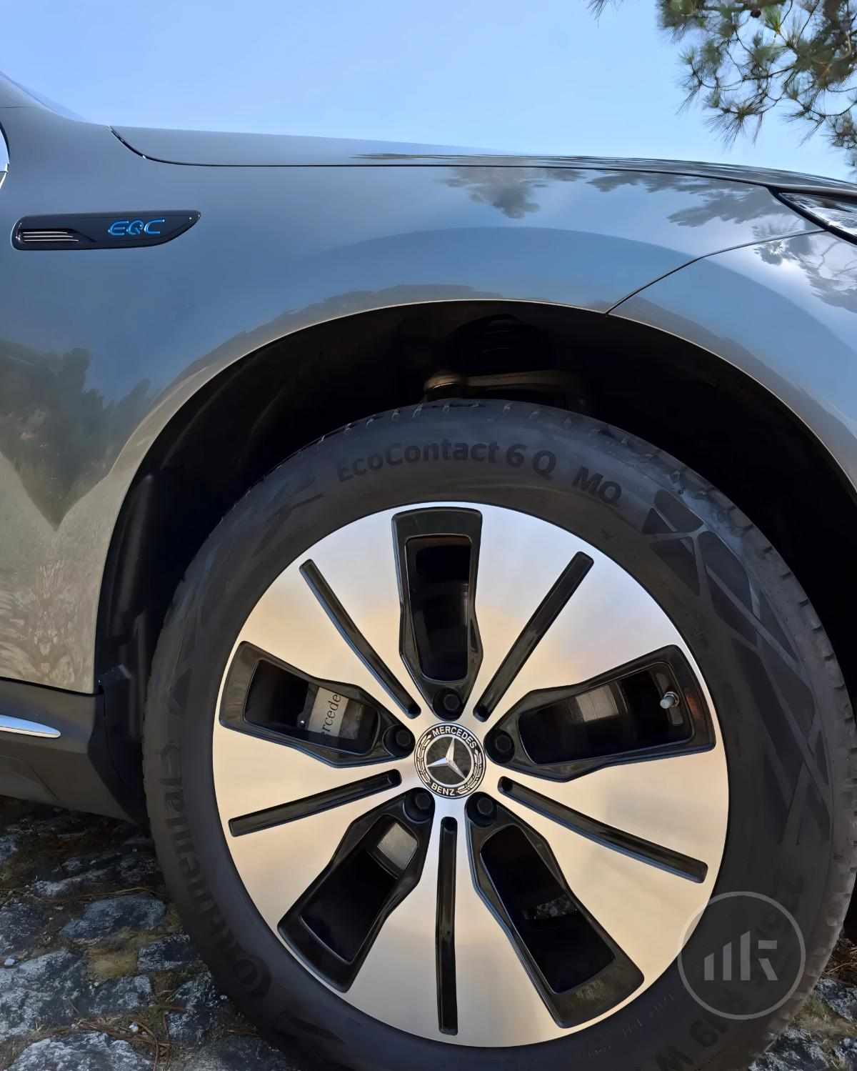 mercedes-benz-eqc-400-4matic-2022-eletrico