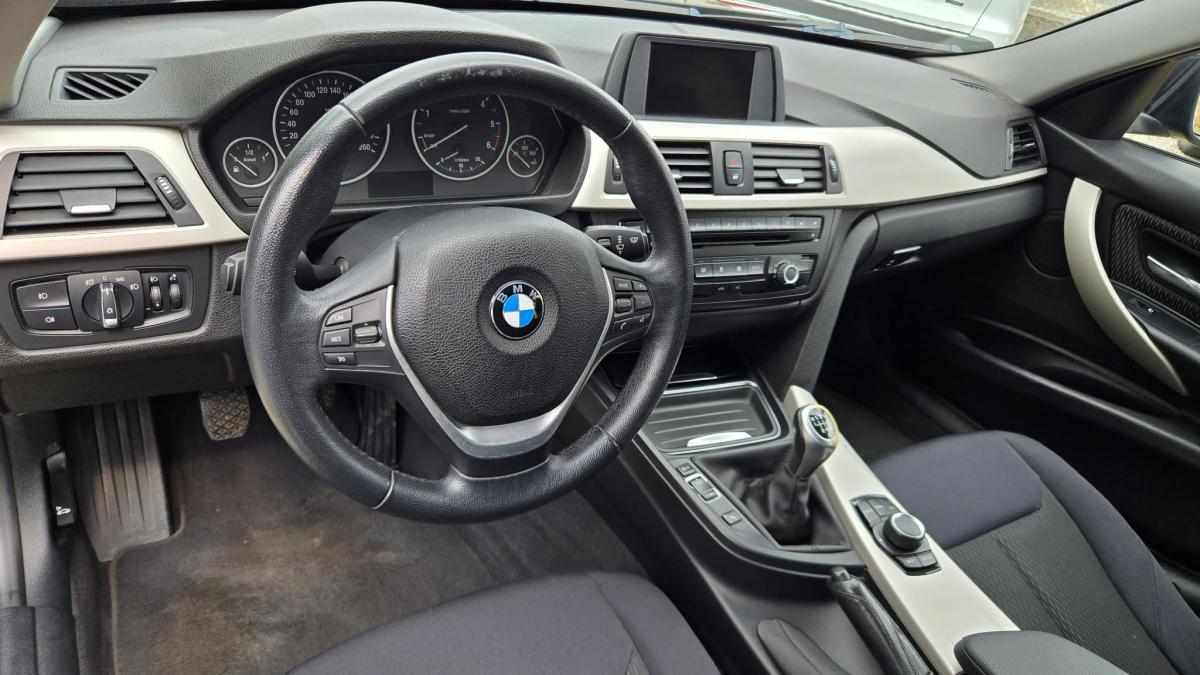 bmw-serie-3-318d-xdrive-2014-diesel-1995cc