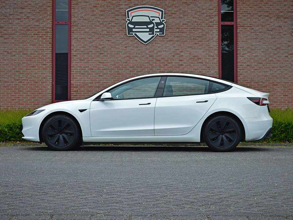 tesla-model-3-long-range-awd-2024-eletrico