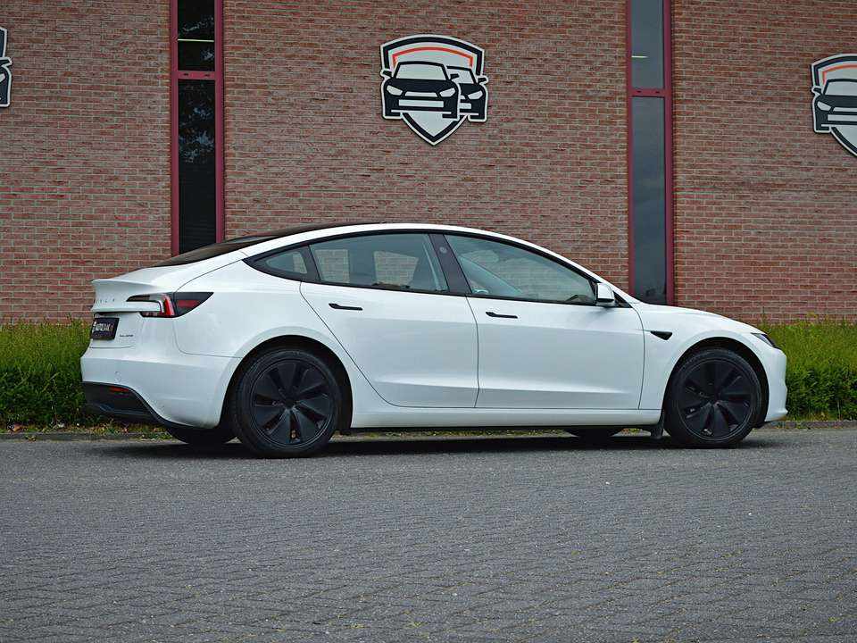 tesla-model-3-long-range-awd-2024-eletrico