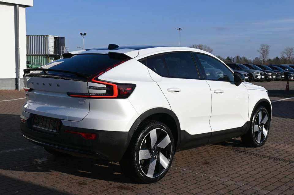 volvo-c40-recharge-pure-electric-2022-eletrico