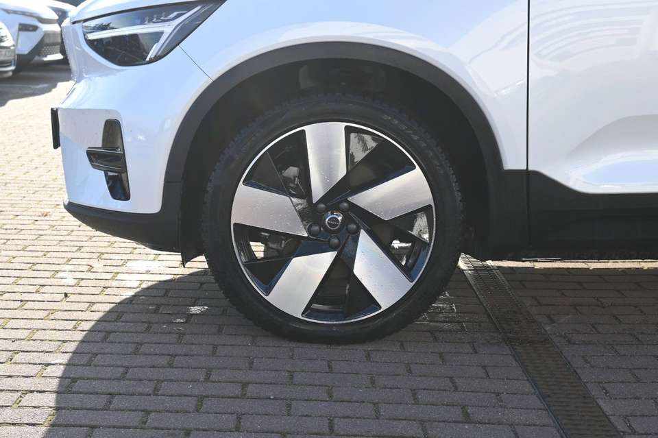 volvo-c40-recharge-pure-electric-2022-eletrico