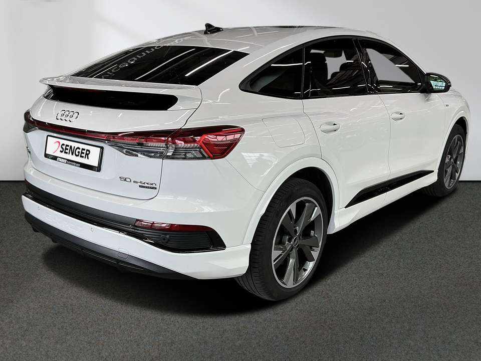 audi-q4-e-tron-50-e-tron-quattro-2022-eletrico