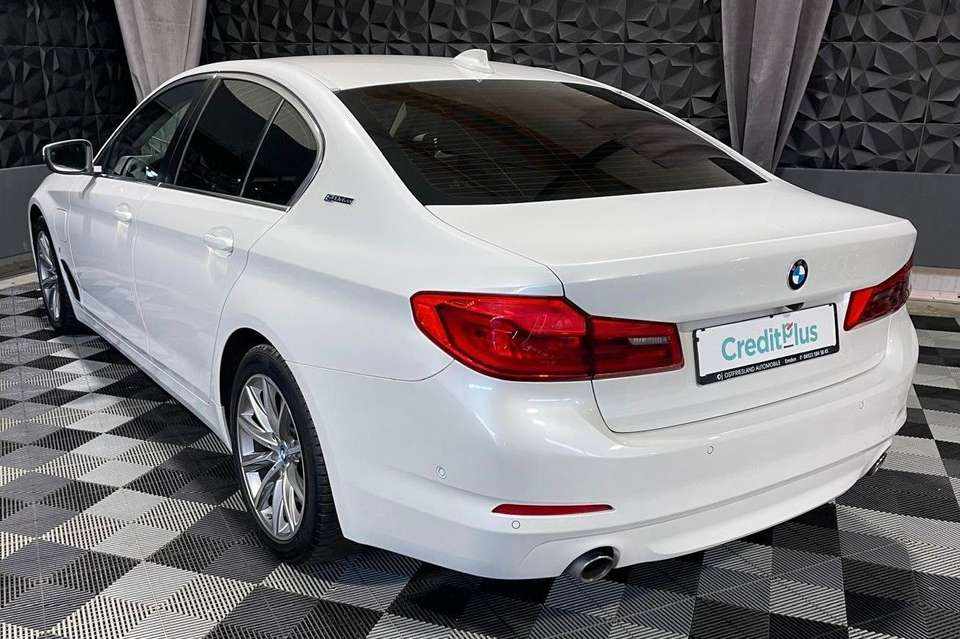 bmw-serie-3-330e-drive-2020-hibrido-1998cc