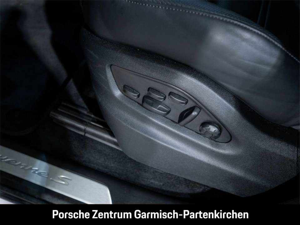 porsche-cayenne-e-hybrid-2024-gasolina-2995cc