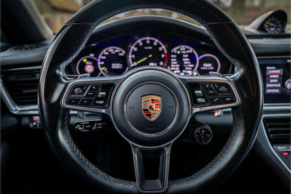 porsche-panamera-4-e-hybrid-2020-gasolina-2894cc