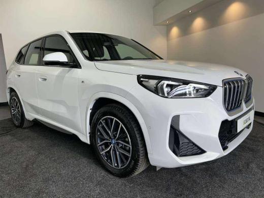 bmw-ix-xdrive40-2024-eletrico
