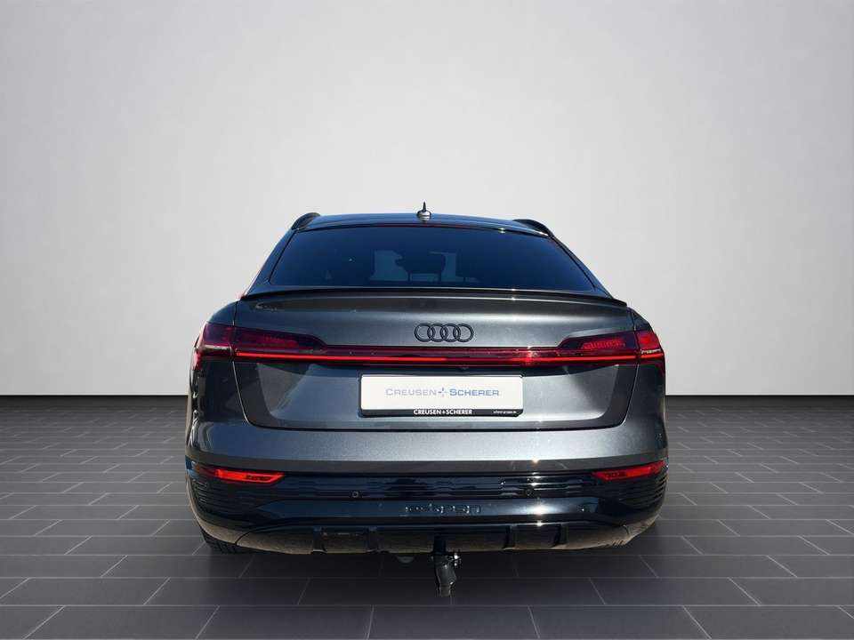 audi-q8-e-tron-55-quattro-2024-eletrico