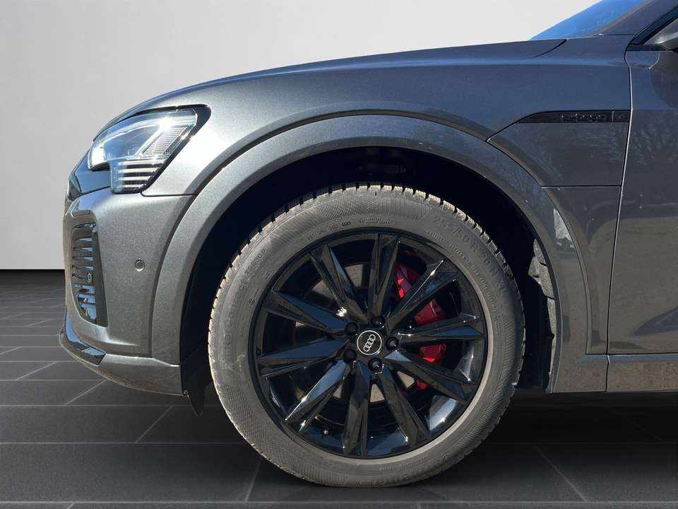 audi-q8-e-tron-55-quattro-2024-eletrico