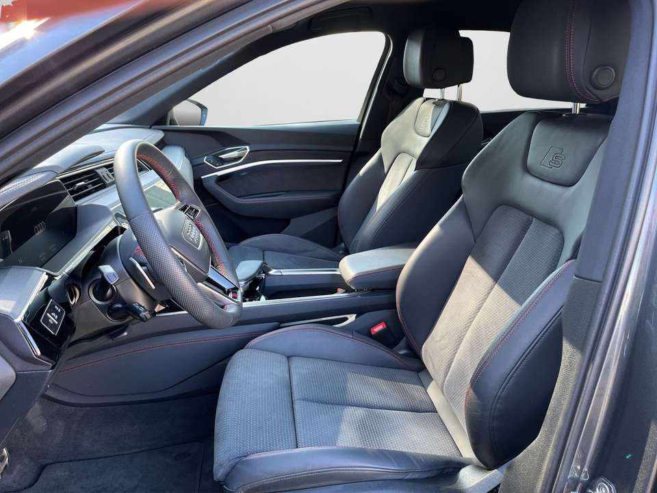 audi-q8-e-tron-55-quattro-2024-eletrico