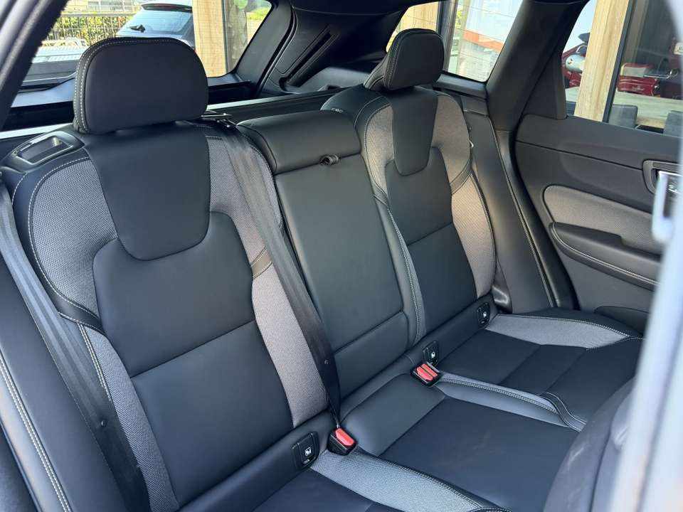 volvo-xc60-b6-2-0-awd-2024-gasolina-1969cc