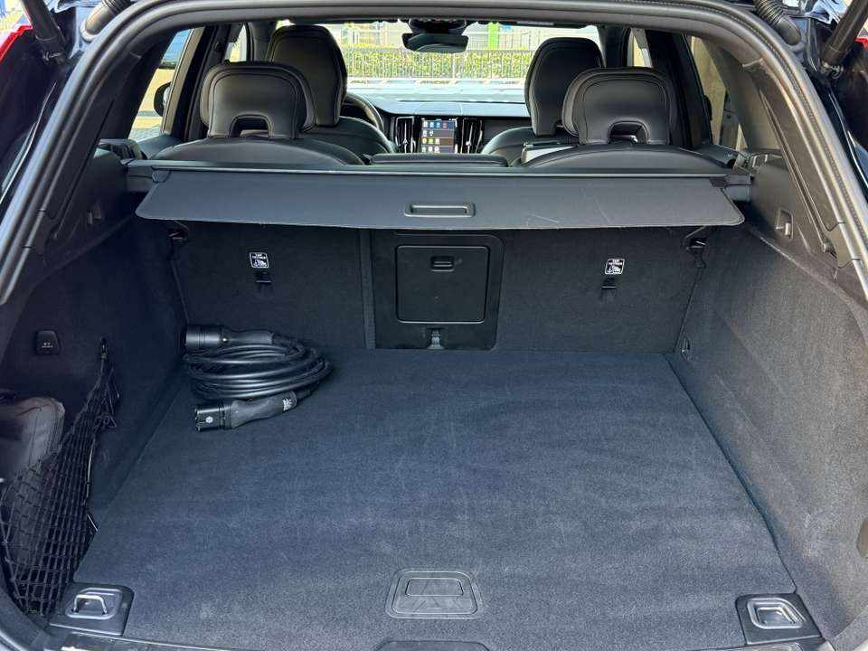 volvo-xc60-b6-2-0-awd-2024-gasolina-1969cc