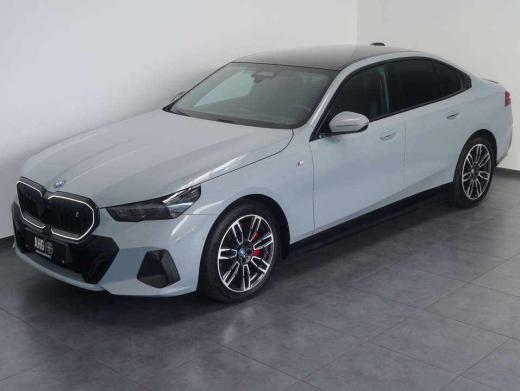 bmw-serie-i-i5-edrive40-2024-eletrico