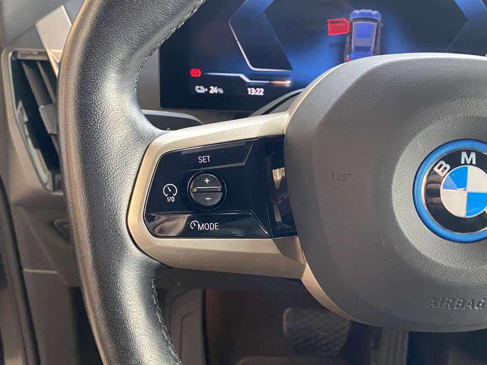 bmw-ix-xdrive40-2023-eletrico