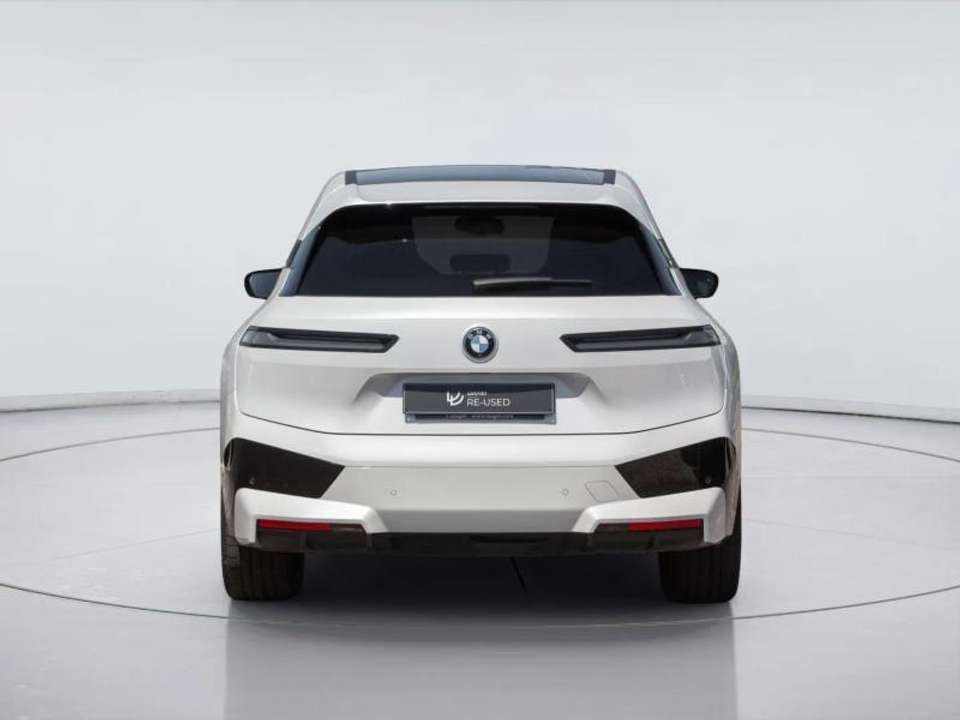 bmw-ix-xdrive50-2022-eletrico
