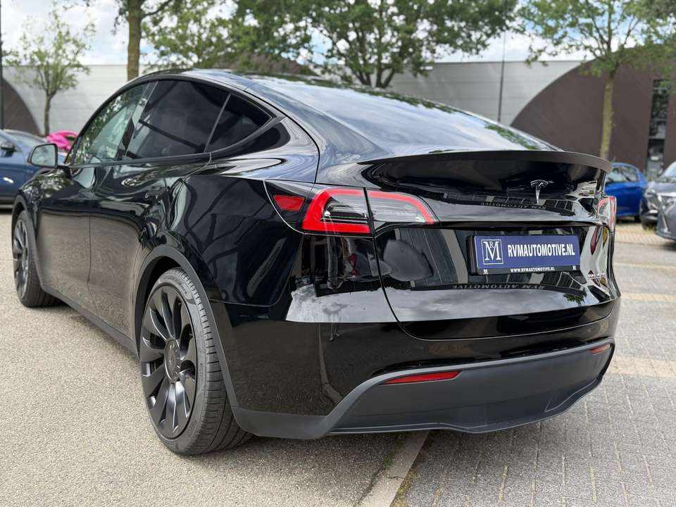 tesla-model-y-performance-2024-eletrico