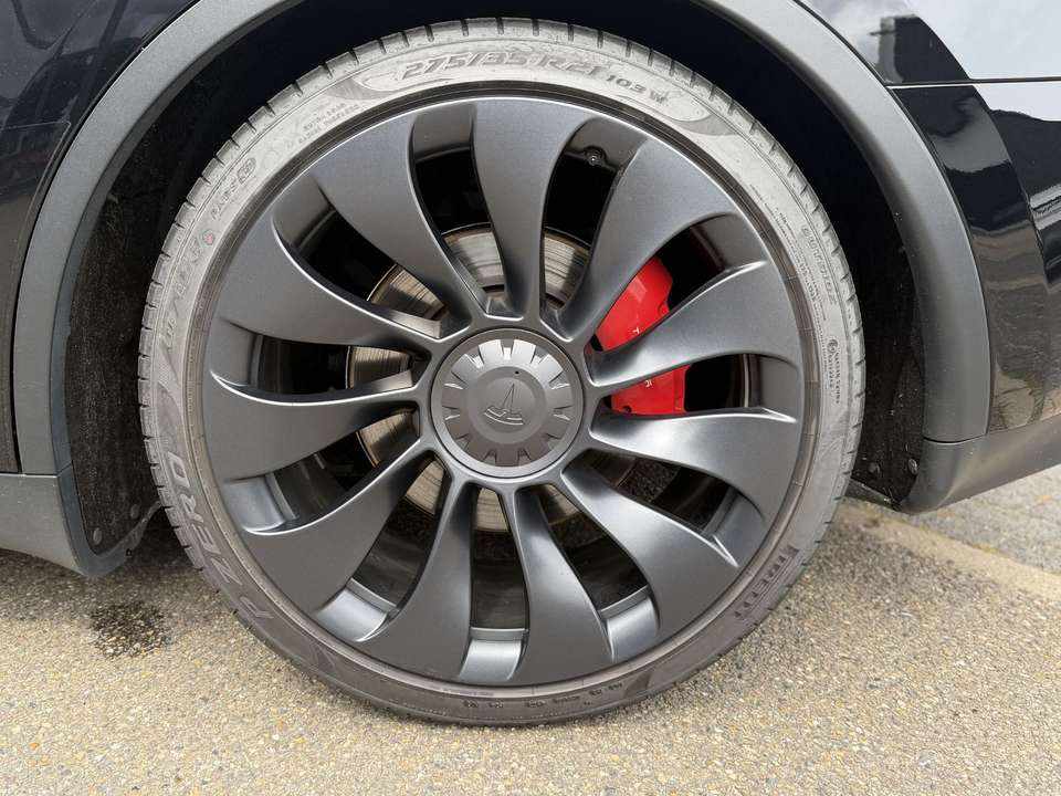 tesla-model-y-performance-2024-eletrico