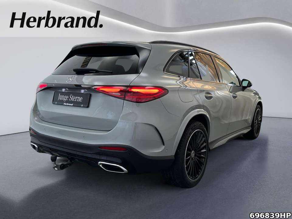 mercedes-benz-glc-220-d-4matic-2024-diesel-1993cc