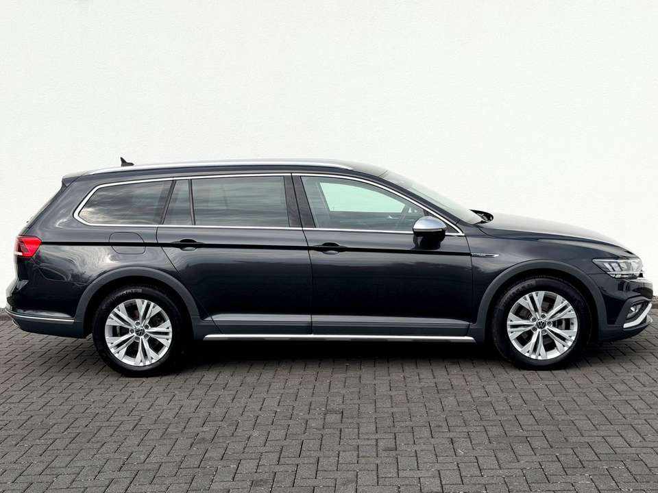 volkswagen-passat-2-0-tdi-scr-bluemotion-2023-diesel-1968cc
