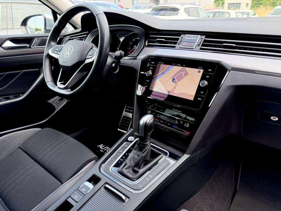 volkswagen-passat-2-0-tdi-scr-bluemotion-2023-diesel-1968cc