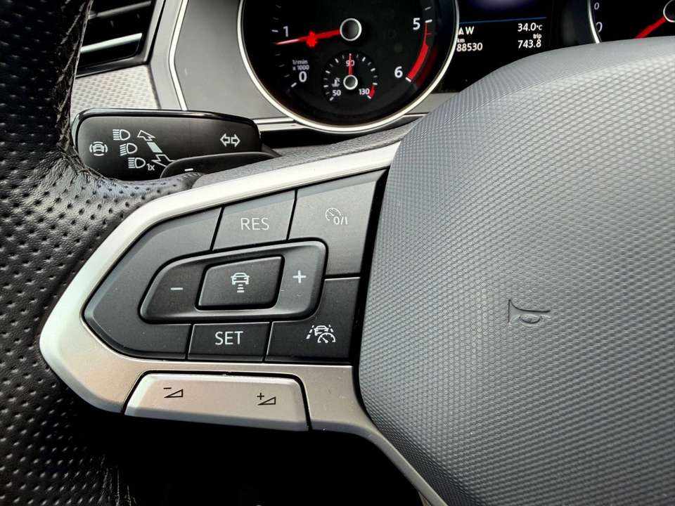 volkswagen-passat-2-0-tdi-scr-bluemotion-2023-diesel-1968cc