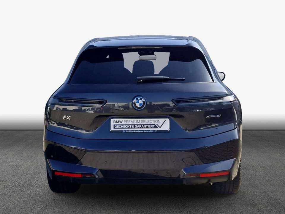 bmw-ix-xdrive40-2024-eletrico