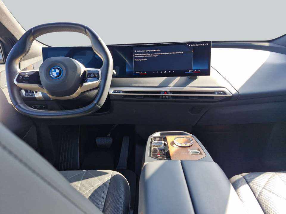 bmw-ix-xdrive40-2024-eletrico
