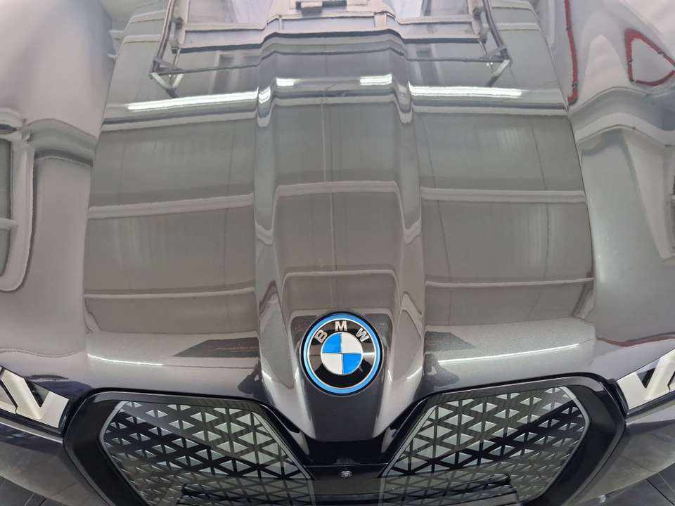 bmw-ix-xdrive40-2024-eletrico