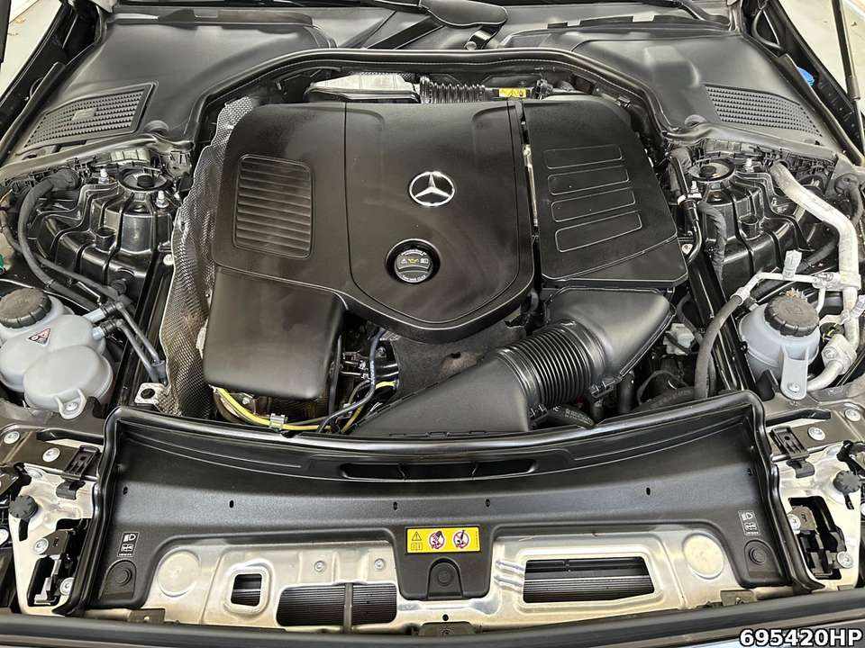 mercedes-benz-classe-c-c-300-e-2024-gasolina-1999cc