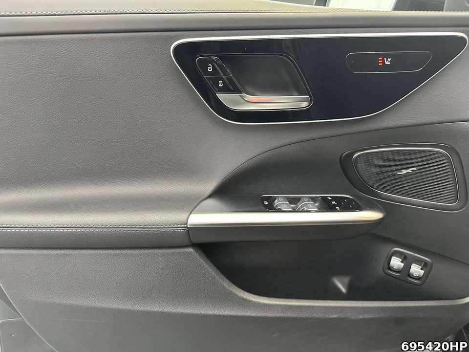 mercedes-benz-classe-c-c-300-e-2024-gasolina-1999cc