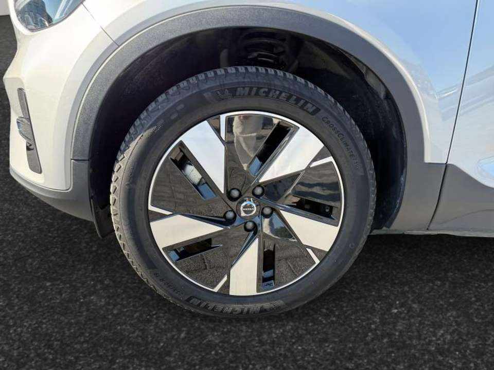 volvo-c40-recharge-pure-electric-2024-eletrico