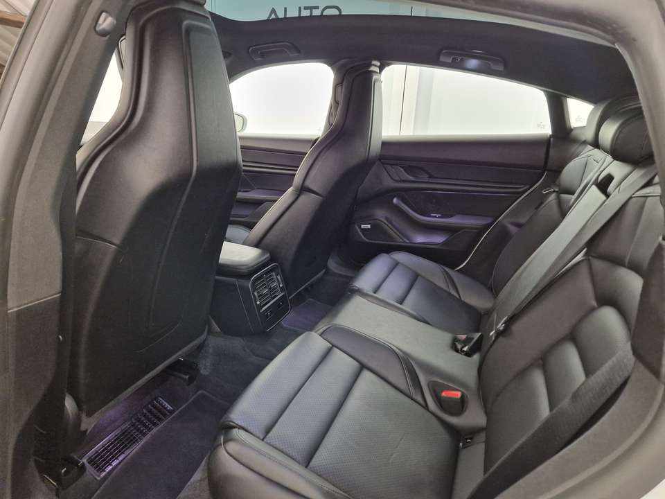 porsche-taycan-4s-2020-eletrico