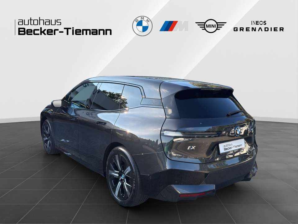 bmw-ix-xdrive40-2022-eletrico