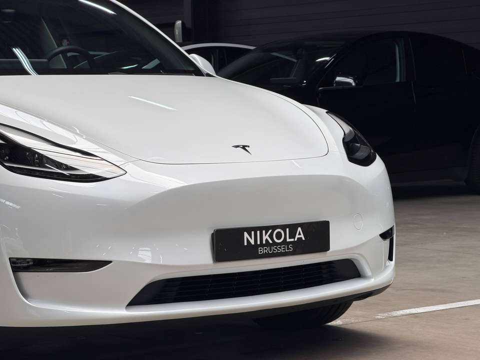 tesla-model-y-long-range-awd-2024-eletrico