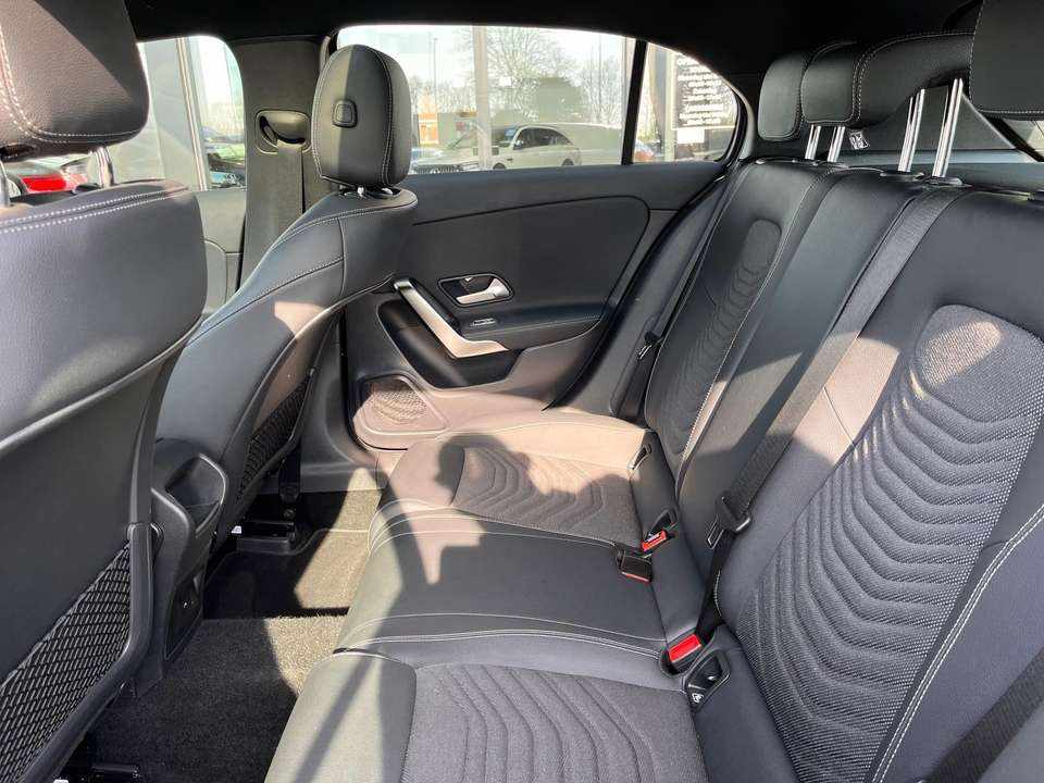 mercedes-benz-classe-a-a-200-2024-gasolina-1332cc