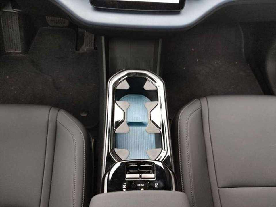 volvo-ex30-69-kwh-2024-eletrico