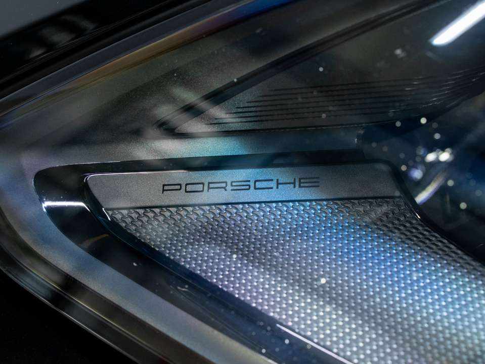 porsche-cayenne-e-hybrid-2024-gasolina-2995cc