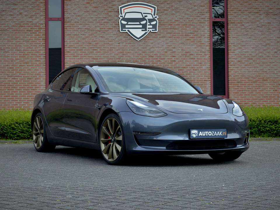 tesla-model-3-performance-2020-eletrico