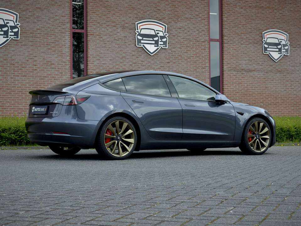 tesla-model-3-performance-2020-eletrico