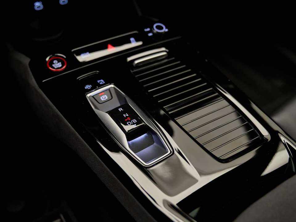 audi-q6-e-tron-sq6-100-kwh-2024-eletrico