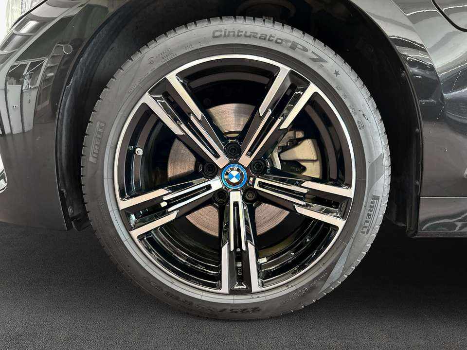bmw-serie-3-330e-drive-2024-hibrido-1998cc