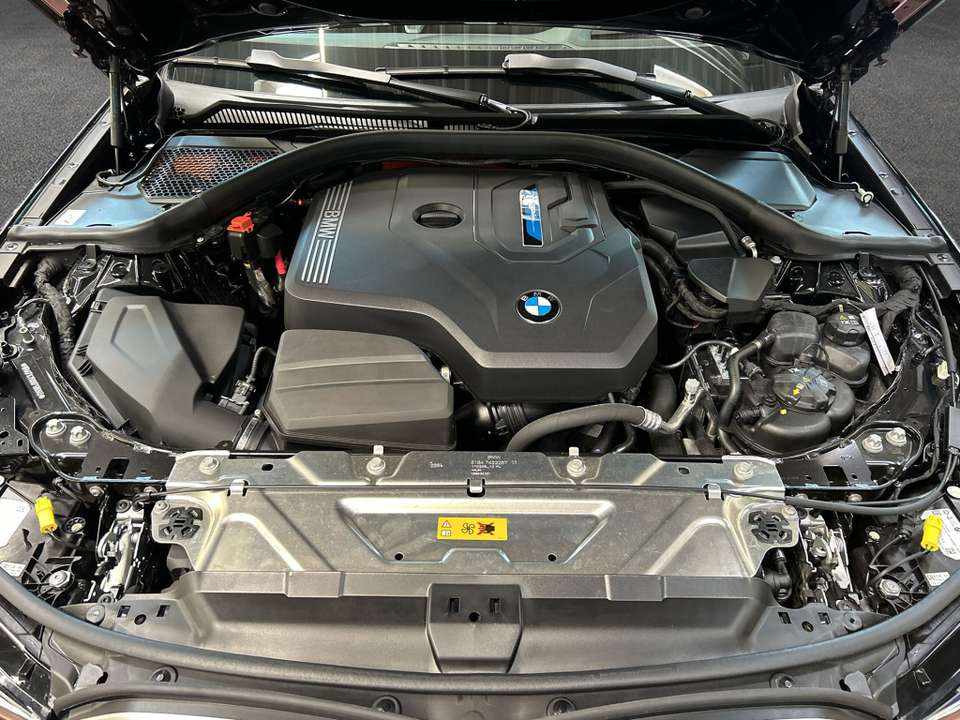 bmw-serie-3-330e-drive-2024-hibrido-1998cc