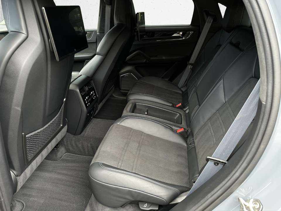 porsche-cayenne-gt-paket-turbo-4-0-v8-e-hybrid-2024-gasolina-3996cc
