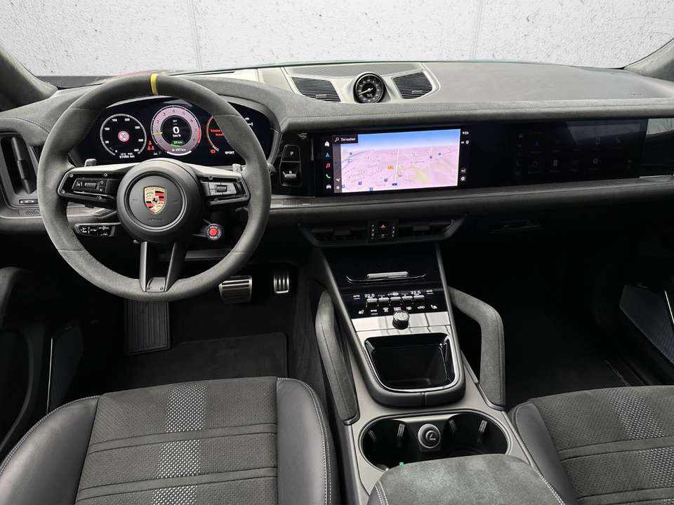 porsche-cayenne-gt-paket-turbo-4-0-v8-e-hybrid-2024-gasolina-3996cc