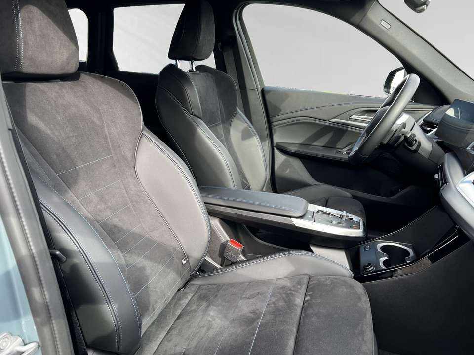 bmw-x1-sdrive18d-2024-diesel-1995cc